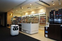 自律走行型配送ロボットがコンビニから屋内配送 セブン-イレブンなど3社が実証実験 画像