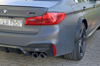 極太タイヤのBMW M5? 謎のプロトタイプの正体は 画像