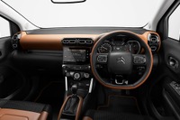 キャメルカラーのレザーシート&ダッシュボード、シトロエン C3エアクロスSUV に特別仕様車 画像