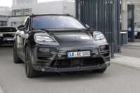 ポルシェ マカン 次期型はEV、2023年発売へ…プロトタイプの写真 画像