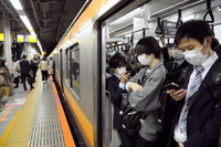 GW中の鉄道減便、平日朝の人流抑制に効果なし…赤羽大臣「夜の人流は抑えられている」 画像