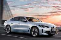 BMW、新型EV『i4』を欧州で発表…航続は590km 画像