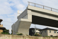 線路や高架橋、ホームが出現し始めた宇都宮ライトレール…工業団地エリア［フォトレポート］ 画像