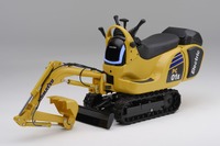 ホンダとコマツ、交換式バッテリー搭載の電動マイクロショベル共同開発へ 画像