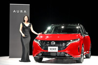 【日産 ノートオーラ】プレゼンター中谷美紀「一瞬で恋に落ちた」 画像
