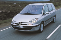 【ジュネーブショー2002出品車】プジョー『807』……3列カーテンエアバッグ 画像