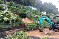 大雨の影響で伊東線が終日運休に…伊豆多賀-網代間で盛土流出 画像