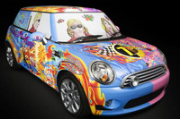 世界に1台！ MINI にポップなアートカー誕生 画像