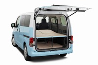 日産 NV200バネット…車中泊仕様や福祉車両の仕様を向上　オーテック 画像