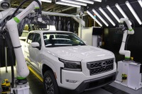日産 フロンティア 新型、生産開始…ミッドサイズピックアップ 今夏北米発売へ 画像