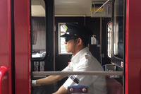 海沿い行く列車の運転士を守れ、京都丹後鉄道でサングラス 7月21日から 画像