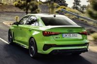 アウディ RS3セダン 新型、ドリフトできる「RSトルクスプリッター」初採用…欧州発表 画像