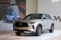 【インフィニティ QX60 新型】インストルメントパネルをどれだけ薄く見せるか…デザイナー［インタビュー］ 画像