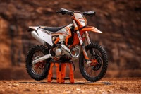 KTMジャパン、エンデューロシリーズ12機種 2022年モデル発売へ 画像