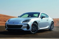 スバル BRZ 新型、2.4リットルボクサー4は最大出力228馬力…今秋米国発売へ 画像