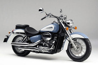 ホンダ シャドウ をフルモデルチェンジ 400ccクルーザー 画像