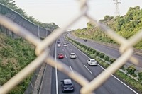 お盆期間の高速道路における平均日交通量、コロナ前と比べて62%に減少 画像