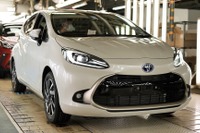 トヨタ、国内14工場27ライン58車種で生産調整…アクア新型とランドクルーザー300も 画像