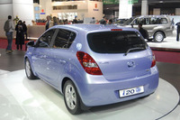 【パリモーターショー08】写真蔵…ヒュンダイ i20 Blue 画像