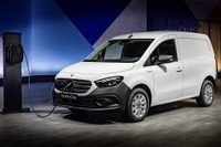 メルセデスベンツ『シタン』新型に初のEV、『eシタン』…航続は285km 画像