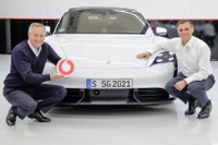 ポルシェ、開発センターに5Gネットワーク導入…通信速度は欧州最速 画像