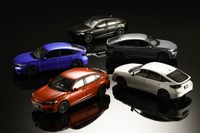 ホンダ シビック 新型、1/43ミニカーが登場…実車のモデラーがチューニング 画像