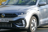 VW T-Roc 改良モデルをスクープ!「Rライン」は何が変わる? 画像