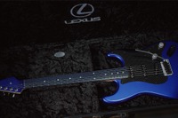 レクサス×フェンダー、コラボギターを世界100本限定で発売 画像