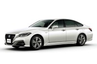 トヨタ クラウン、ガラスのモールディングが脱落…対象車両を4万4000台に拡大して再度リコール 画像