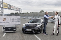ポルシェ 718 ケイマン に頂点、「GT4 RS」開発中 11月デビューへ 画像