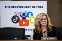 フェイスブック批判、世界に“拡散”…「安全よりも利益」元社員が証言［新聞ウォッチ］ 画像