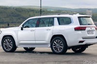 トヨタ ランドクルーザー 新型にロングバージョン? デザインを予想 画像