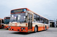 「降車ボタンで蒸気が降る」移動型サウナバス製作へ…引退した路線バスを活用 画像