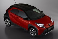 トヨタ、新クロスオーバー車『アイゴX』発表…欧州Aセグコンパクト 画像