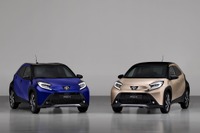 トヨタ『アイゴX』に「スパイシー」仕様、ベージュとブルー…2022年欧州発売へ 画像