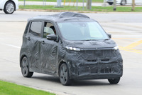 日産&三菱の軽EV、車名は『サクラ』に!? 市販モデルの実車をスクープ 画像