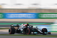【F1 カタールGP】フリー走行2回目はボッタスがトップタイム…ガスリー2番手、フェルスタッペン3番手、角田7番手 画像