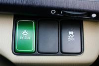 【ホンダ オデッセイ 新型詳報】ECONモードで走りは激変 画像