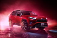 トヨタ RAV4、アドベンチャーグレードにハイブリッドを追加…ヘッドライトデザインも変更 画像