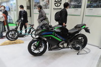 カワサキの2台、カーボンニュートラルに込められた想い…EVバイクコレクション2021 画像