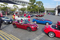 サンタさんがマツダ ロードスター でやってきた！…横浜で40台の同乗イベント［フォトレポート］ 画像