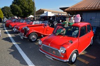 赤、白、緑のクルマでカラフルに「旧車納め」…クリスマスファイナルクラシックカーミーティング 画像