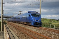 北九州の自由席特急券、車内購入で200円増しに…QRコードの特急券購入実験も 画像