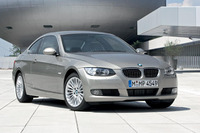 BMW 3シリーズクーペとカブリオレ、M3クーペに最新ナビとiDrive標準装備 画像