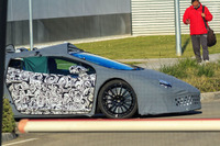 ランボルギーニ V12モデルの血統、新世代フラッグシップを初スクープ! 画像