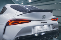 トヨタ スープラ に「A91-CF」、ダックテールスポイラー装着…2022年型を米国発表 画像