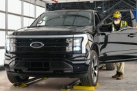 フォード初のEVピックアップトラック、生産倍増へ…予約15万台超え 画像