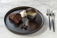 カカオの果肉ジュースや種子丸ごと…レクサスがスイーツ提供［試食］ 画像