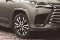 【レクサス LX 新型】ダンロップ グラントレック を新車装着 画像