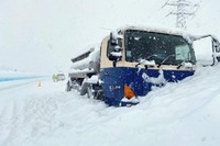 もしも高速道路上で動けなくなったら…冬季の利用 画像